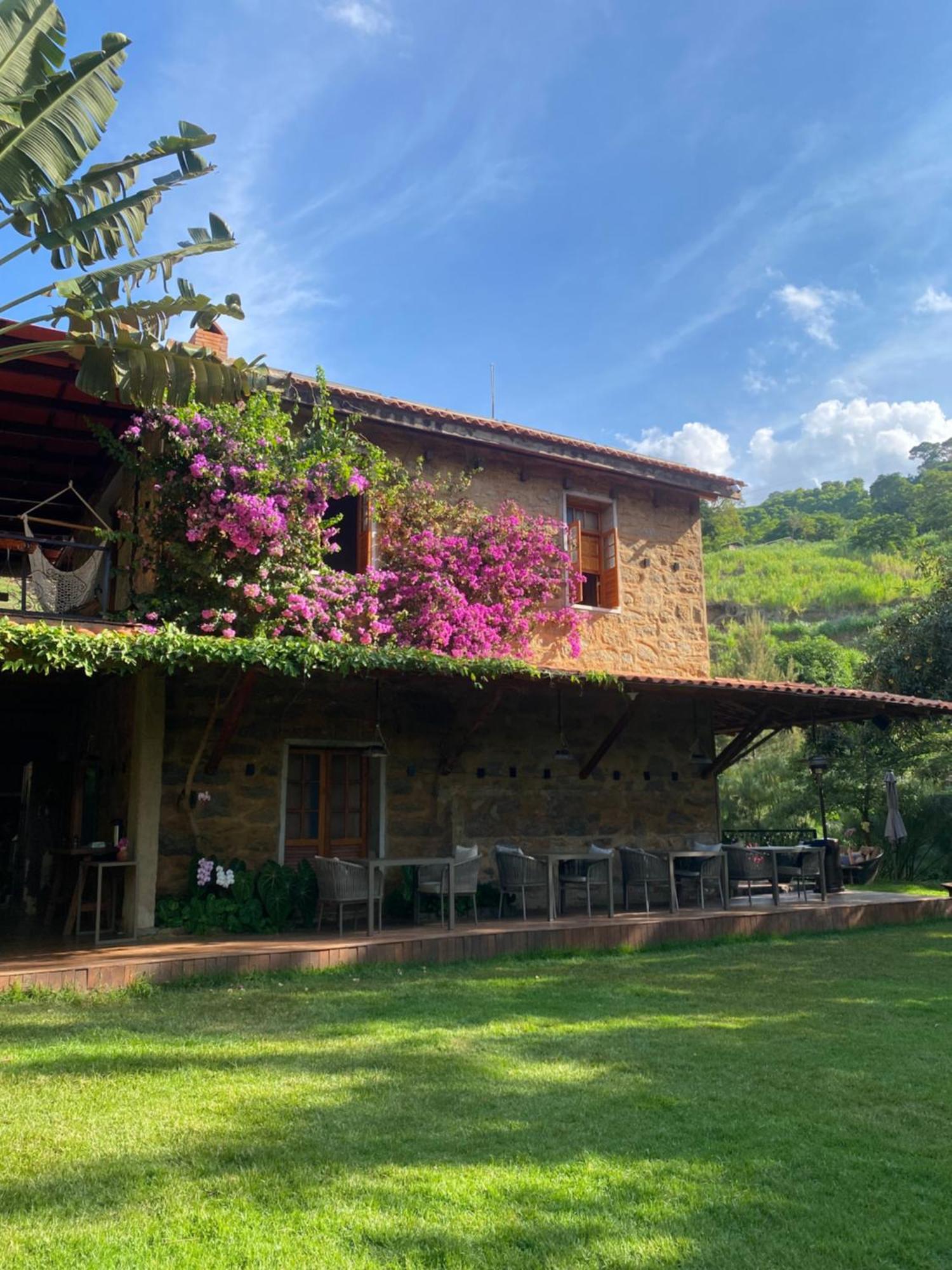 Fazenda Cachoeira Boutique Hotel Caratinga ภายนอก รูปภาพ